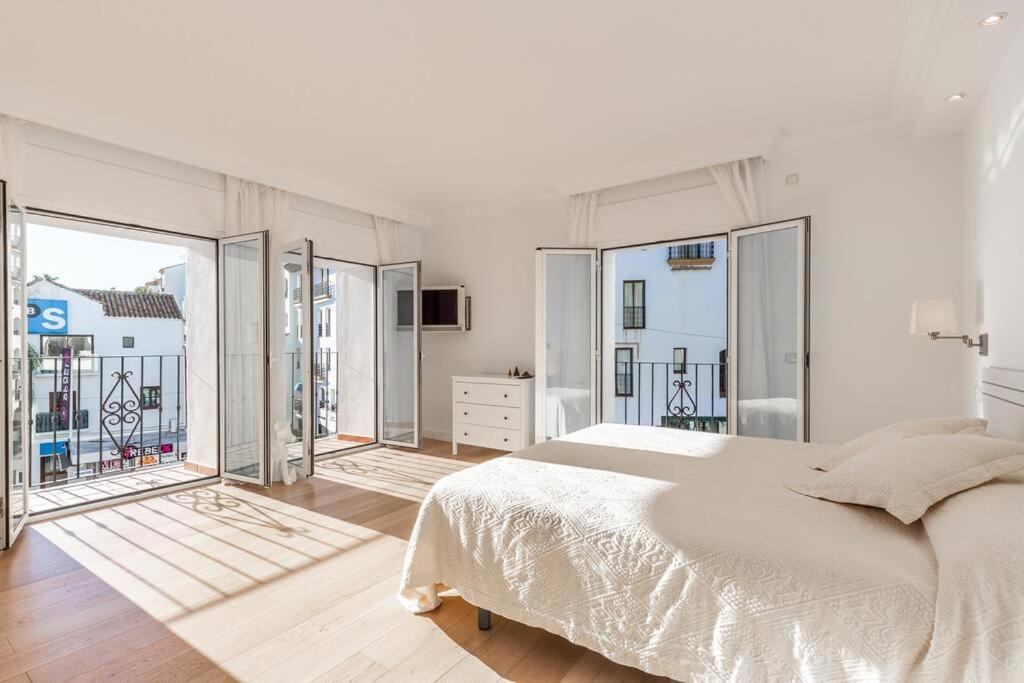 Bright Elegant 3Bdr Apartment In Puerto Banus Marbella Eksteriør bilde